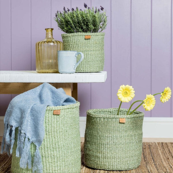 KITENDO:Sage Green Woven Storage Basket