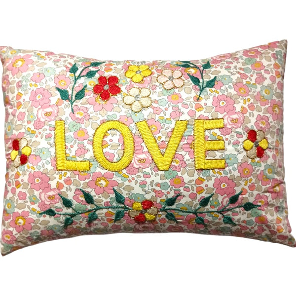 Cushion Love Yellow & Pink