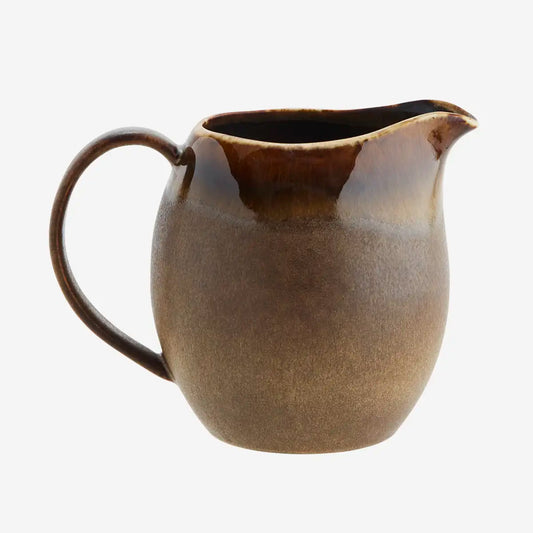 Stoneware jug brown