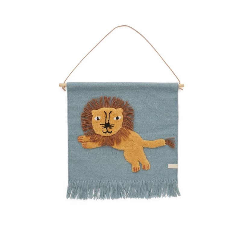 Jumping Lion Wallhanger